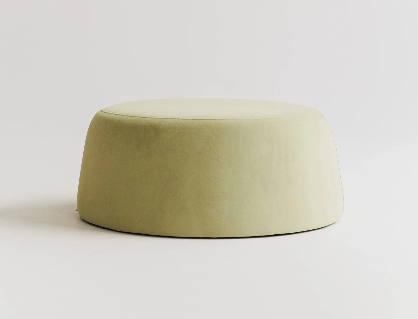Macarons pouf in Matt Velvet 34 Belgian velvet
