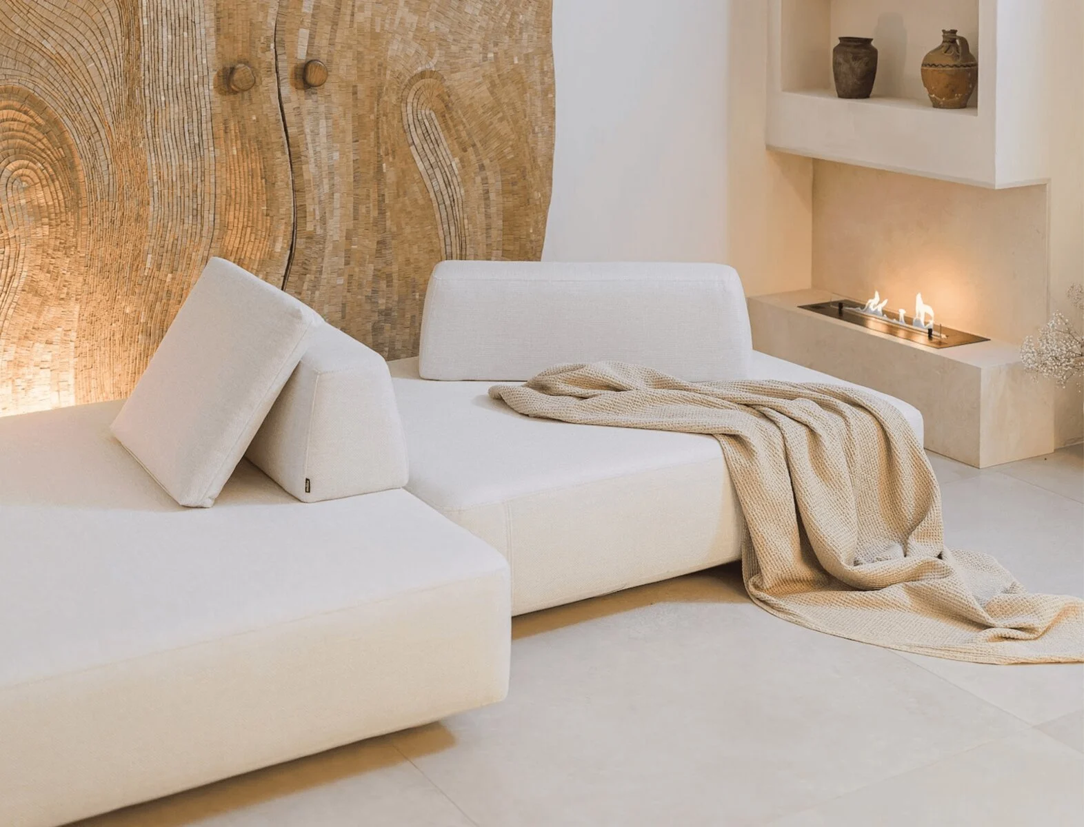 Lifestyle photograph of the Deseda sofa