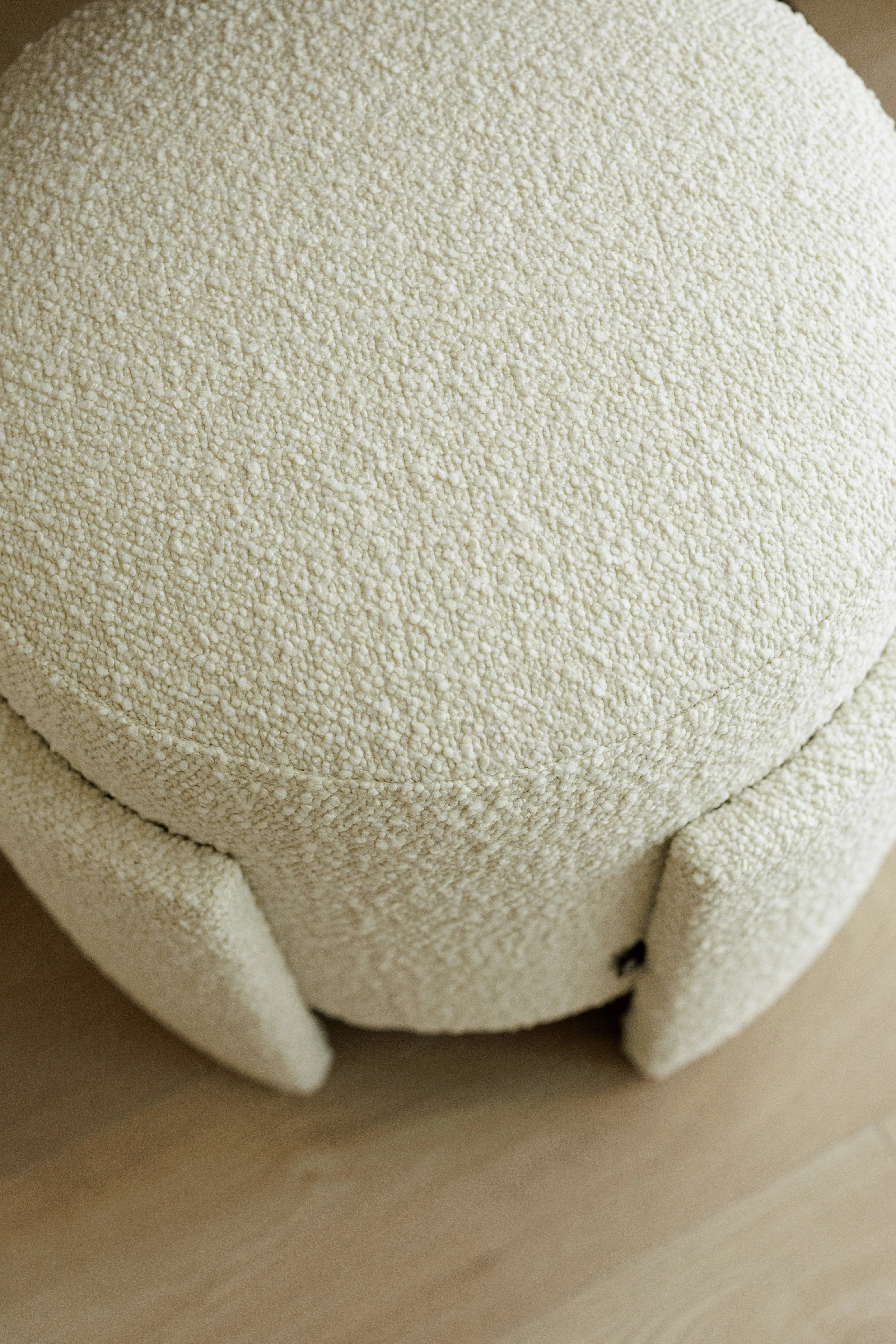 Top-down view of Eden cushion form